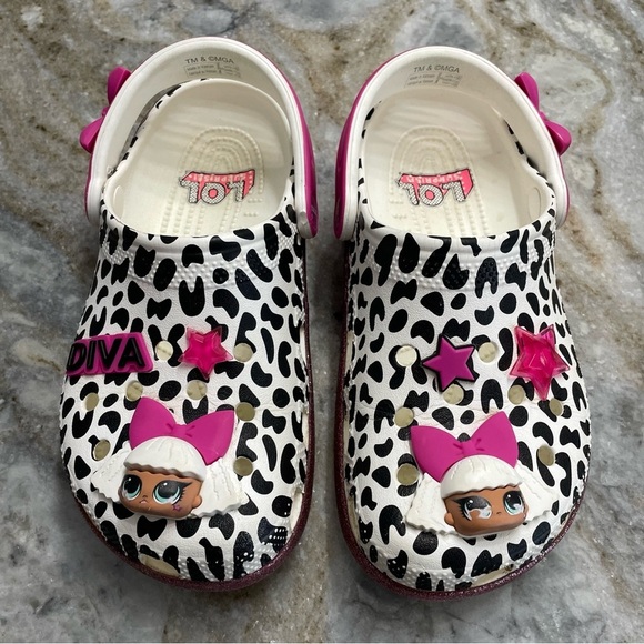L.O.L. Surprise!™ x Crocs Classic Diva Clog Junior 5 - Picture 2 of 11